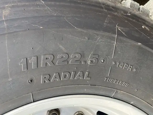 ☆車検付き(R7.4.19)☆ 令和3年 三菱 トラクターヘッド スライドカプラ AT 第五輪:11,500㎏ 距離:27万㎞  の画像37