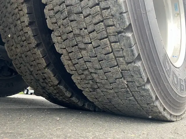 ☆車検付き(R7.4.19)☆ 令和3年 三菱 トラクターヘッド スライドカプラ AT 第五輪:11,500㎏ 距離:27万㎞  の画像38