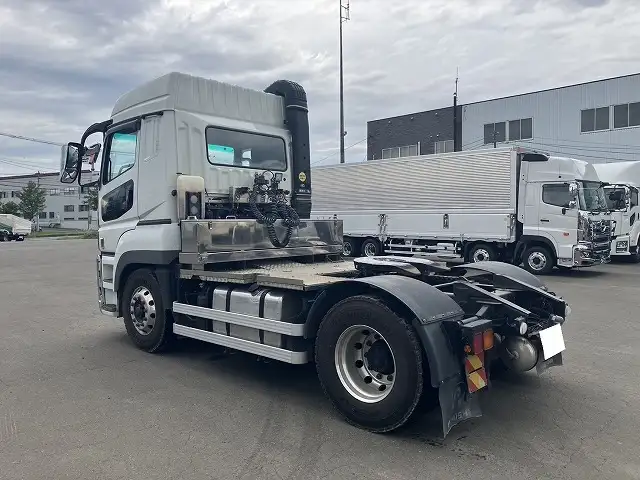 ☆車検付き(R7.4.19)☆ 令和3年 三菱 トラクターヘッド スライドカプラ AT 第五輪:11,500㎏ 距離:27万㎞  の画像7