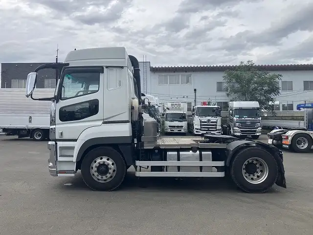 ☆車検付き(R7.4.19)☆ 令和3年 三菱 トラクターヘッド スライドカプラ AT 第五輪:11,500㎏ 距離:27万㎞  の画像8