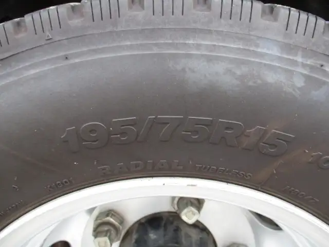 令和02年05月中古小型平ボディ三菱ふそうキャンターの画像11