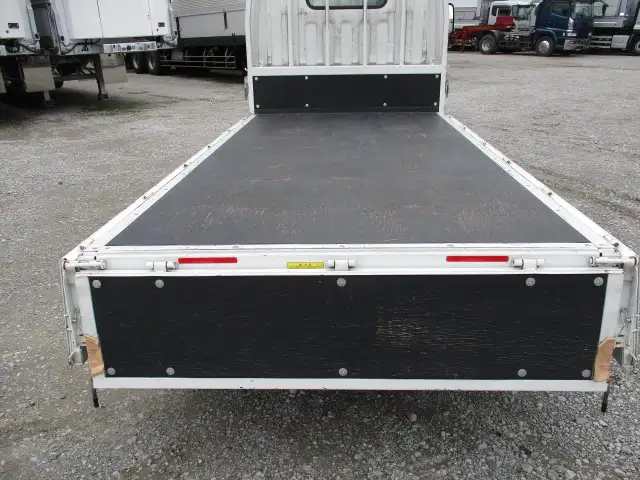 令和02年05月中古小型平ボディ三菱ふそうキャンターの画像23