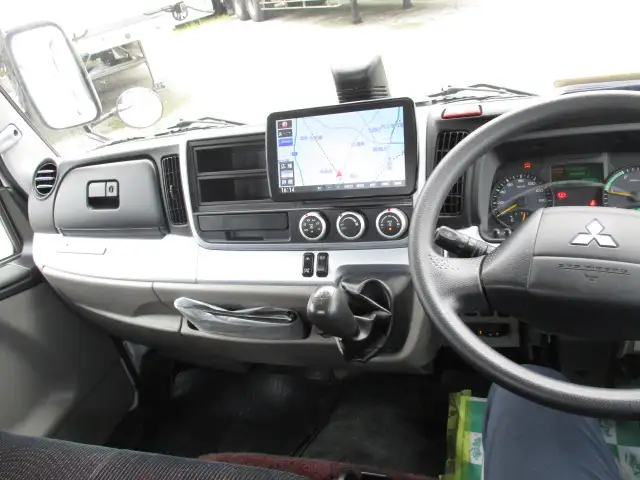 令和02年05月中古小型平ボディ三菱ふそうキャンターの画像31