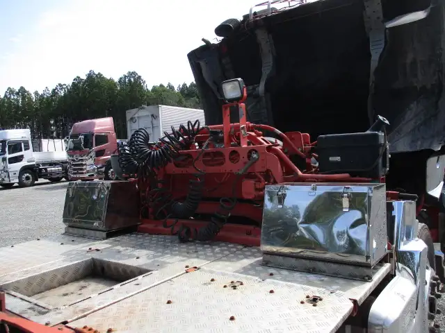 平成30年07月中古大型トラクタヘッド日産UDクオンの画像25