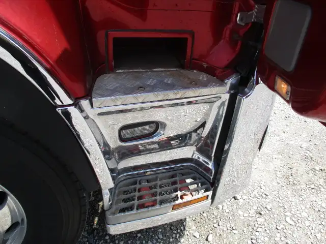 平成30年07月中古大型トラクタヘッド日産UDクオンの画像29