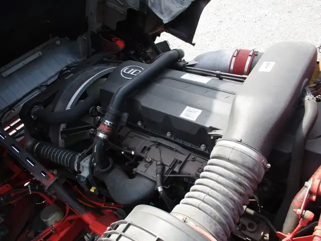 平成30年07月中古大型トラクタヘッド日産UDクオンの画像44