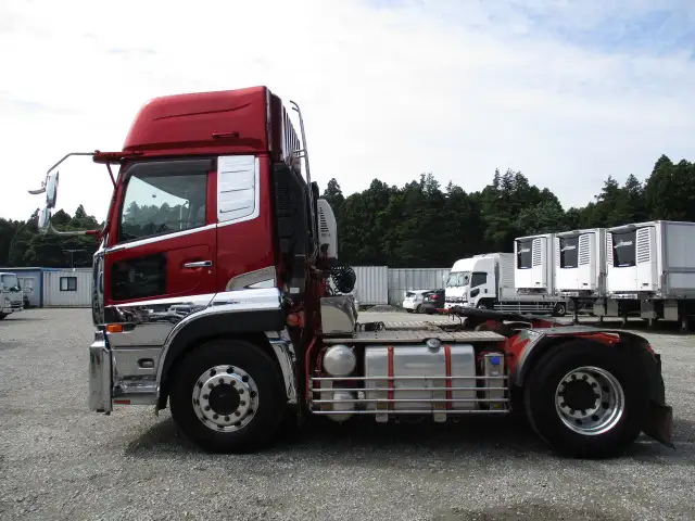 平成30年07月中古大型トラクタヘッド日産UDクオンの画像8