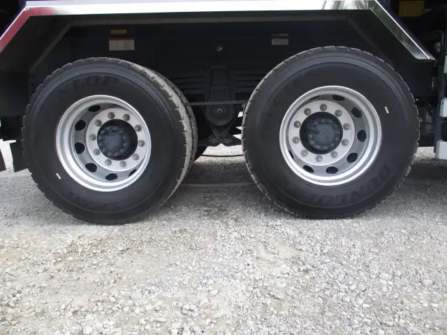 車検付（R8.4.6)　令和4年　 UDトラックス　 大型ダンプ　420馬力　H/L６速　極東　５１０×２２０　最大積載量:8,800kgの画像13