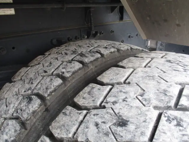 車検付（R8.4.6)　令和4年　 UDトラックス　 大型ダンプ　420馬力　H/L６速　極東　５１０×２２０　最大積載量:8,800kgの画像14