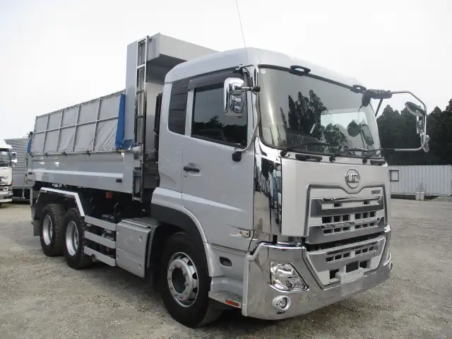 車検付（R8.4.6)　令和4年　 UDトラックス　 大型ダンプ　420馬力　H/L６速　極東　５１０×２２０　最大積載量:8,800kgの画像3