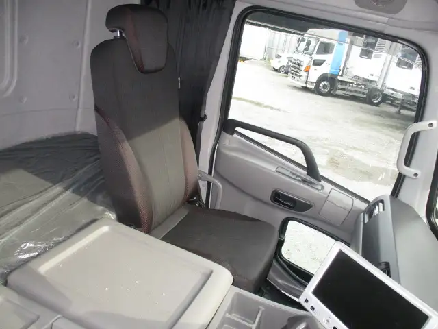 車検付（R8.4.6)　令和4年　 UDトラックス　 大型ダンプ　420馬力　H/L６速　極東　５１０×２２０　最大積載量:8,800kgの画像48