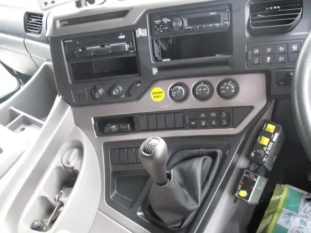 車検付（R8.4.6)　令和4年　 UDトラックス　 大型ダンプ　420馬力　H/L６速　極東　５１０×２２０　最大積載量:8,800kgの画像49