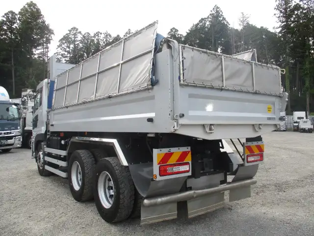 車検付（R8.4.6)　令和4年　 UDトラックス　 大型ダンプ　420馬力　H/L６速　極東　５１０×２２０　最大積載量:8,800kgの画像7