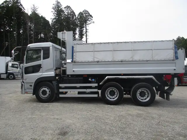 車検付（R8.4.6)　令和4年　 UDトラックス　 大型ダンプ　420馬力　H/L６速　極東　５１０×２２０　最大積載量:8,800kgの画像8