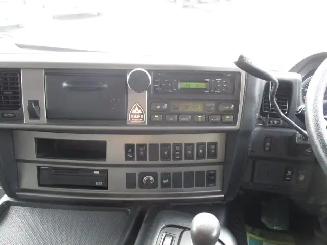 平成30年08月中古大型トラクタヘッド日野プロフィアの画像32