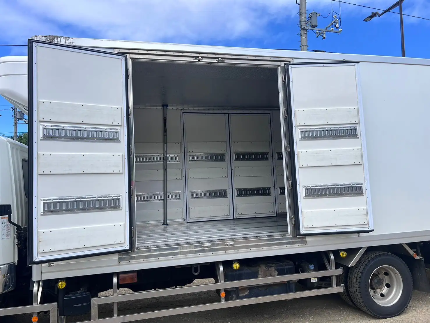令和02年04月中古増トン冷凍バン・ウィング三菱ふそうファイターの画像14
