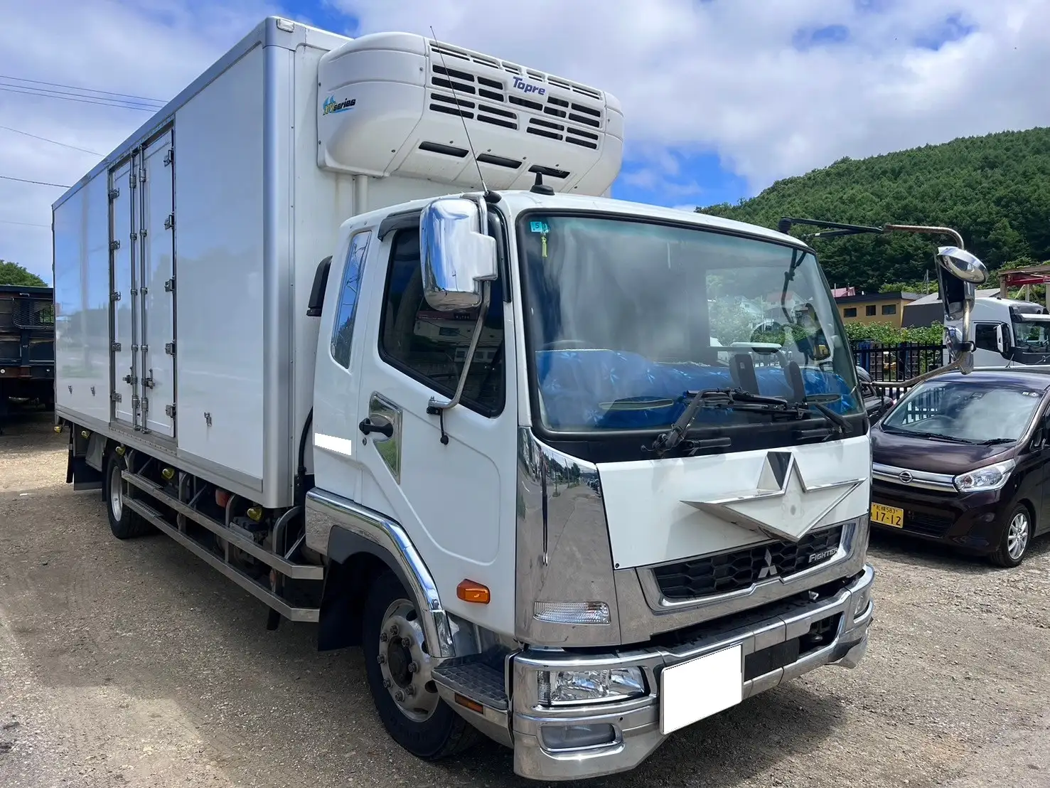 令和02年04月中古増トン冷凍バン・ウィング三菱ふそうファイターの画像3