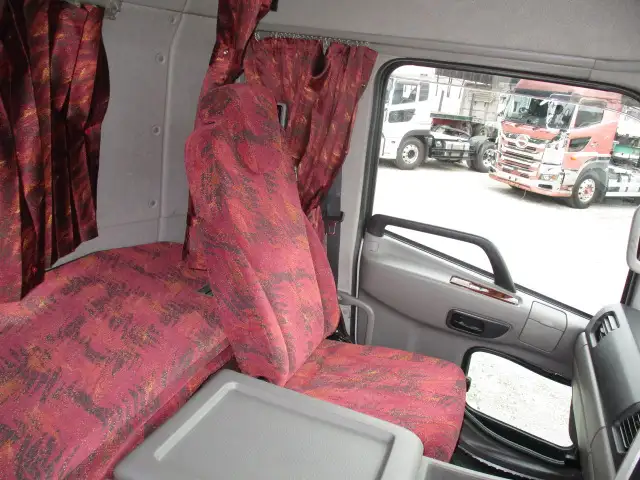 令和3年 UD トラクタ 460馬力 AT 第五輪荷重:11,500kg の画像21