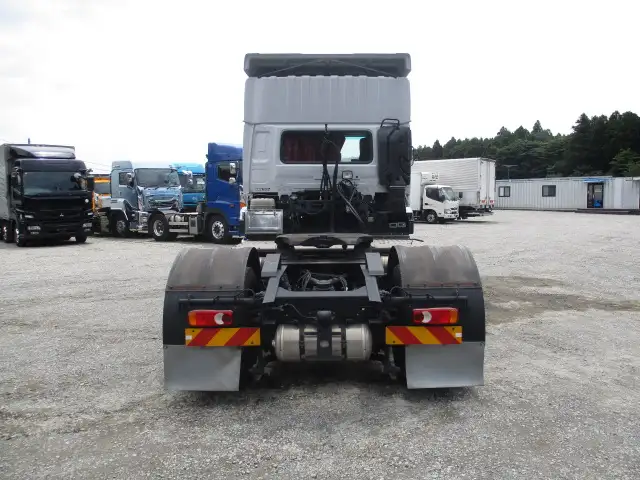 令和3年 UD トラクタ 460馬力 AT 第五輪荷重:11,500kg の画像6