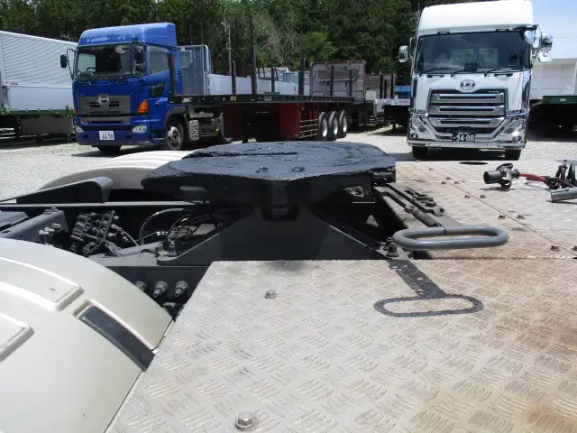 令和04年05月中古大型トラクタヘッドボルボボルボの画像28