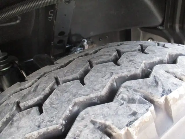 令和6年 三菱 大型ダンプ 394馬力 MT 積載9t ロールーフ 自動コボレーン の画像15