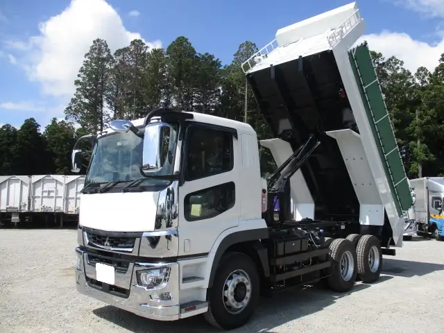 令和6年 三菱 大型ダンプ 394馬力 MT 積載9t ロールーフ 自動コボレーン の画像9
