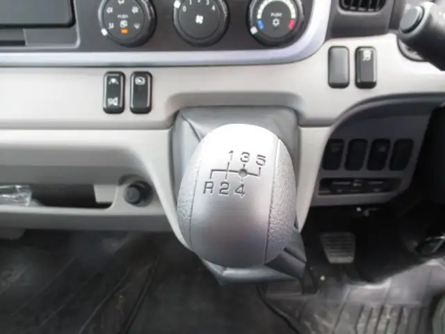 令和06年06月中古小型アルミバン・ウィング三菱ふそうキャンターの画像33