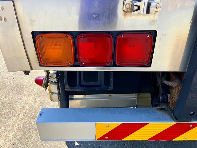 平成27年06月中古大型冷凍バン・ウィング日野プロフィアの画像14