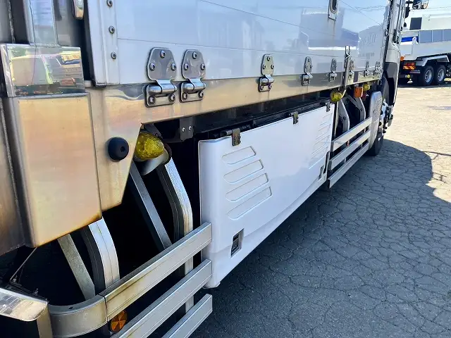 平成27年06月中古大型冷凍バン・ウィング日野プロフィアの画像22