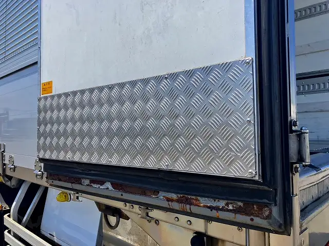 平成27年06月中古大型冷凍バン・ウィング日野プロフィアの画像33