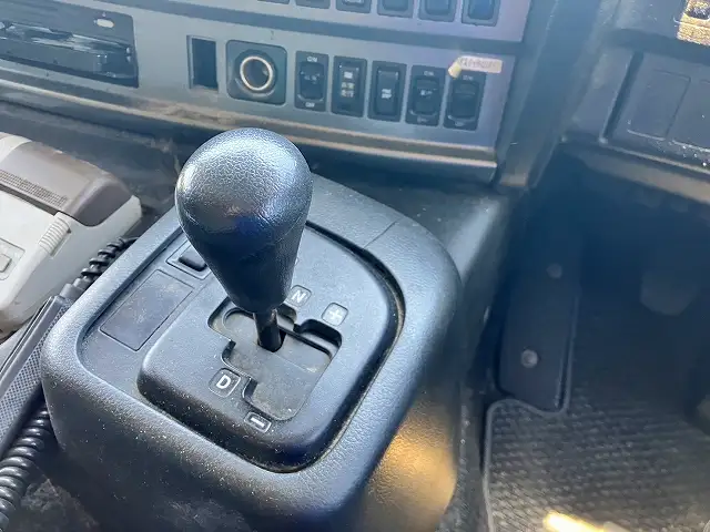 平成27年06月中古大型冷凍バン・ウィング日野プロフィアの画像57