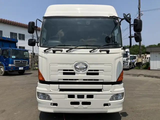 平成30年04月中古大型トラクタヘッド日野プロフィアの画像2