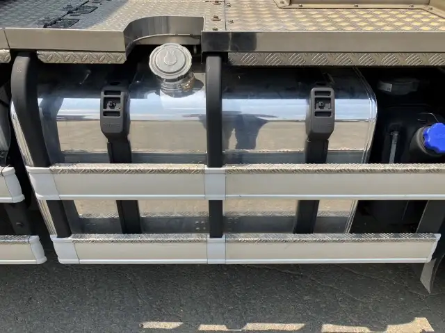 平成30年04月中古大型トラクタヘッド日野プロフィアの画像28