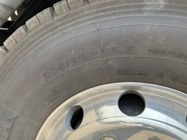 平成30年04月中古大型トラクタヘッド日野プロフィアの画像32