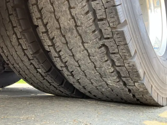 平成30年04月中古大型トラクタヘッド日野プロフィアの画像36