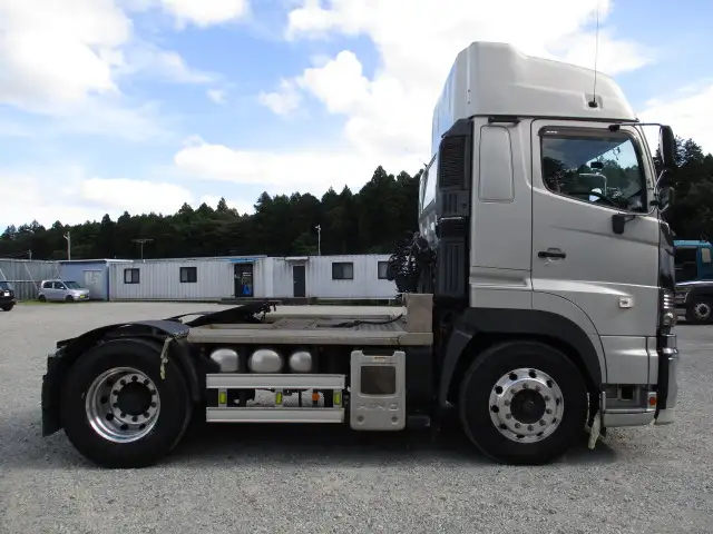 車検付（R7.12）平成26年　日野　トラクタ　410馬力　AT　第五輪：9,600kg　一括緩和（11,500kg）の画像4