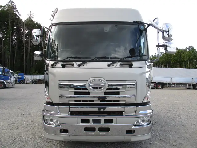 平成28年06月中古大型トラクタヘッド日野プロフィアの画像2