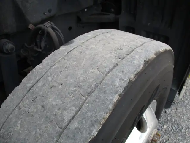 平成28年06月中古大型トラクタヘッド日野プロフィアの画像11