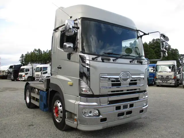 平成28年06月中古大型トラクタヘッド日野プロフィアの画像3