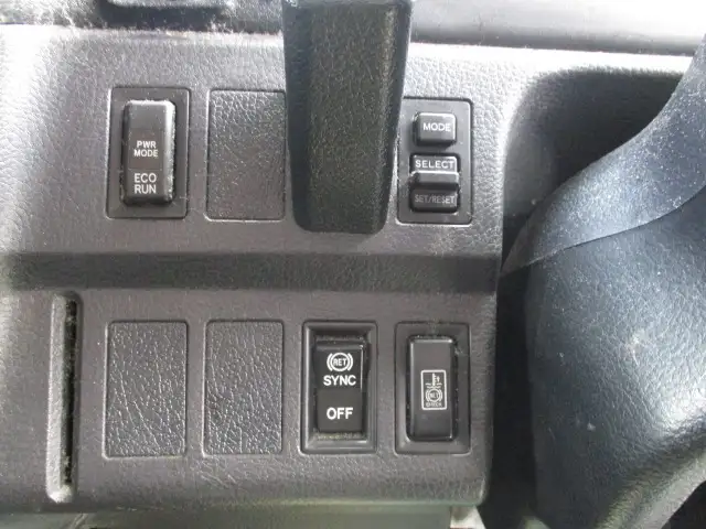 平成28年06月中古大型トラクタヘッド日野プロフィアの画像39