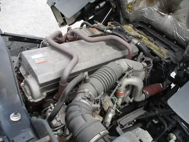 平成28年06月中古大型トラクタヘッド日野プロフィアの画像49