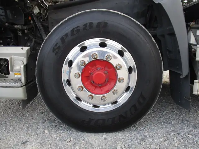 平成28年06月中古大型トラクタヘッド日野プロフィアの画像9