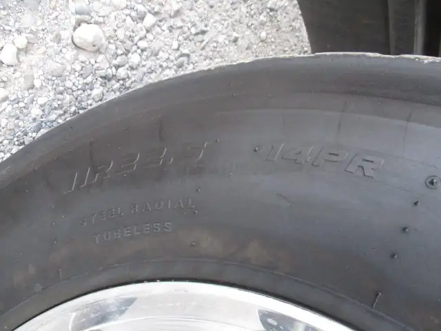 平成28年06月中古大型トラクタヘッド日野プロフィアの画像10