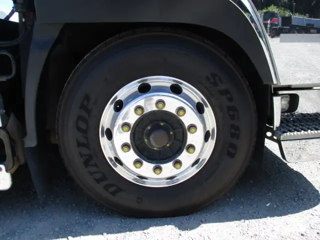 車検付(R7.10) 平成29年 いすゞ トラクタ D尺 カスタム ハイルーフ 460馬力 F8(hi/Lo) 第五輪:11,500㎏ 距離:53万㎞の画像18