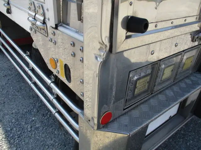 平成27年02月中古大型冷凍バン・ウィング三菱ふそうスーパーグレートの画像24