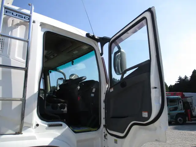 平成27年02月中古大型冷凍バン・ウィング三菱ふそうスーパーグレートの画像36