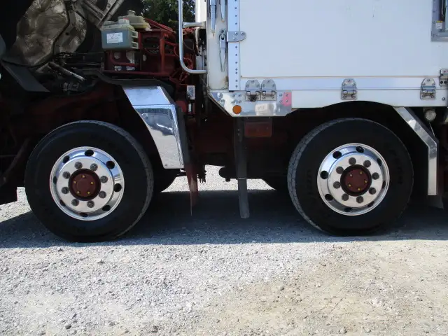 平成27年02月中古大型冷凍バン・ウィング三菱ふそうスーパーグレートの画像9