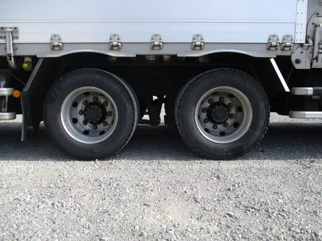 平成30年10月中古大型アルミバン・ウィング三菱ふそうスーパーグレートの画像12