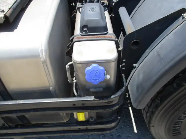 平成29年04月中古大型トラクタヘッド日産UDクオンの画像21