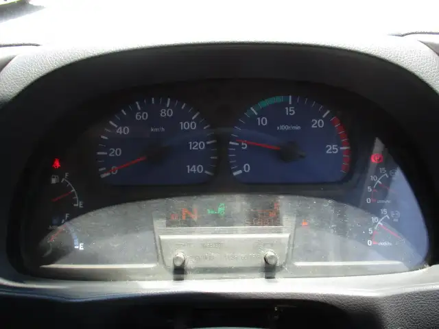 平成29年04月中古大型トラクタヘッド日産UDクオンの画像32